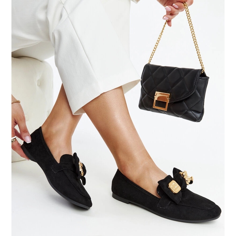 Mocasines negros con imperdible decorativo Kibra 1 Mocasines negros con imperdible decorativo Kibra 1