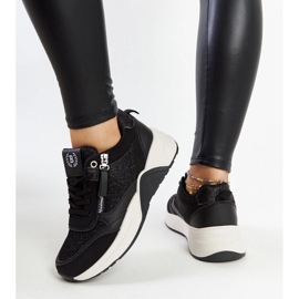 Zapatillas negras brillantes con plataforma Makda. negro 3