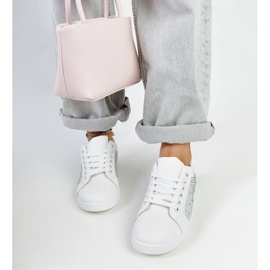 Deportivas blancas con pedrería Gyenes blanco 3