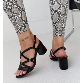 Sandalias tacón Karmen negro 4