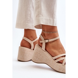 Sandalias beige claro con plataforma y cuña Oporia 10