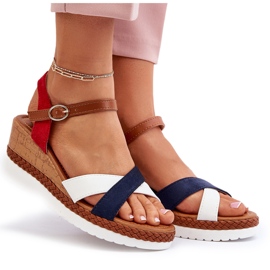 Sandalias cuña Kioda blancas y azul marino con tiras 9