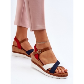 Sandalias cuña Kioda blancas y azul marino con tiras 5