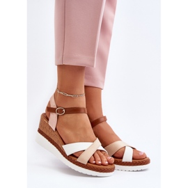 Sandalias con cuña y tiras Kioda beige 3