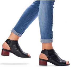 Rieker Sandalias cómodas de piel Remonte W RKR654 negro 7