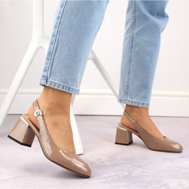Sandalias Vinceza W JAN271 charol beige 2