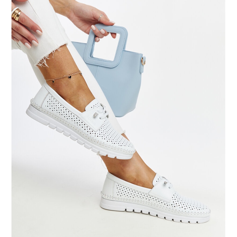 Zapatos Vinceza piel blanca calada blanco 1