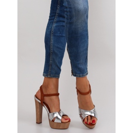 Sandalias Tacón Bloque M3006 Plata gris 4