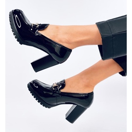 Mocasines tacón charol Hyett Black negro 4