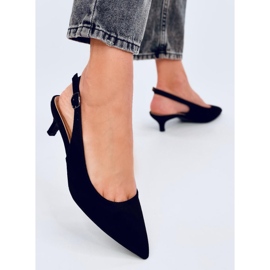 Malloi Tacones bajos negros con tacón abierto. 2