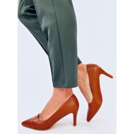 Zapatos de tacón bajo Greave Camel marrón 2 Zapatos de tacón bajo Greave Camel marrón 2