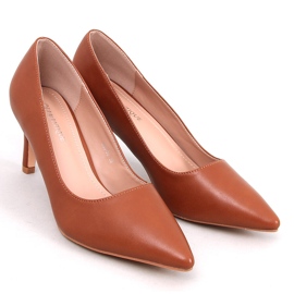 Zapatos de tacón bajo Greave Camel marrón 5