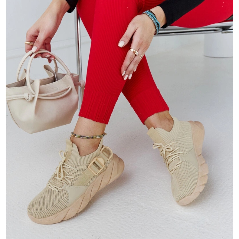 Zapatillas deportivas ligeras beige de Faruz 2