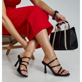 Chanclas tacón Semira negro 1