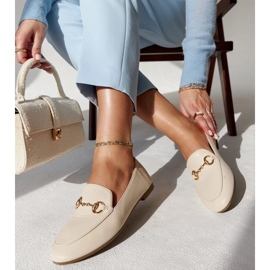 Mocasines con hebilla beige de Erminia 1