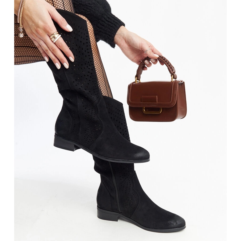 Botas negras de piel calada de Vinceza negro 1