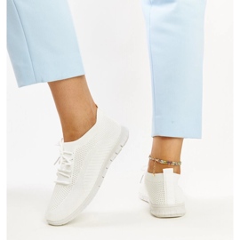 Zapatillas Zahira de tela blanca. blanco 3