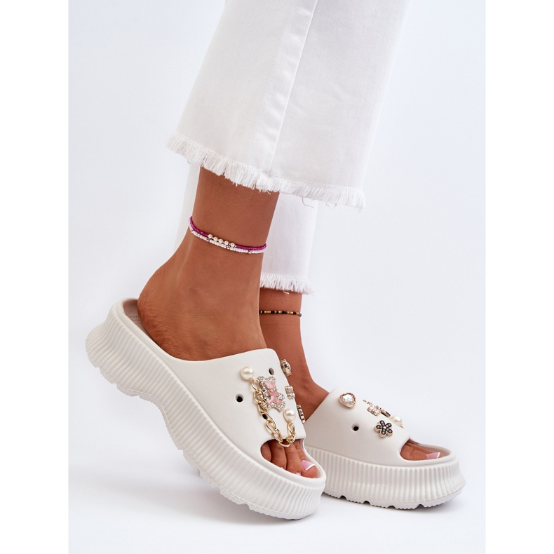 Chanclas de espuma para mujer con adornos, blanco Afariana 2 Chanclas de espuma para mujer con adornos, blanco Afariana 2