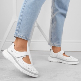 Zapatos mujer piel calada con velcro, blanco Filippo DP6073 7