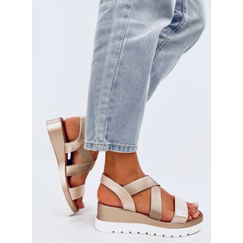 Sandalias con cuña Caden doradas dorado 2 Sandalias con cuña Caden doradas dorado 2