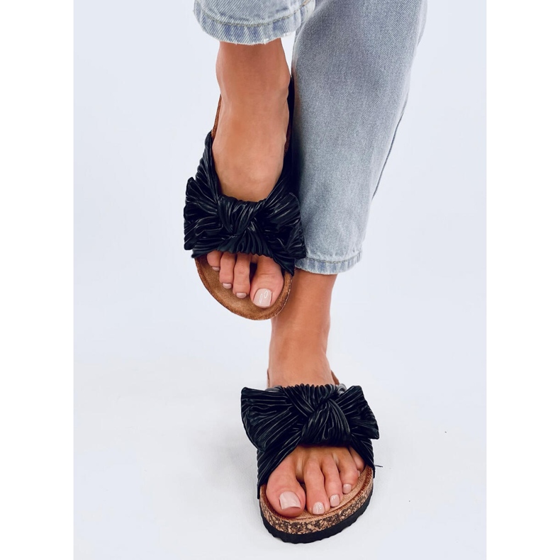 Pantuflas de corcho negro musgo 1 Pantuflas de corcho negro musgo 1