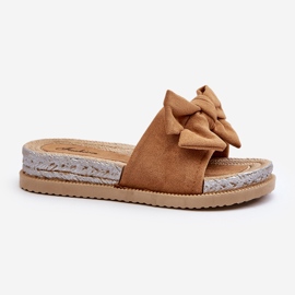 Chanclas Aflia con plataforma y lazo de mujer en color camel marrón 2