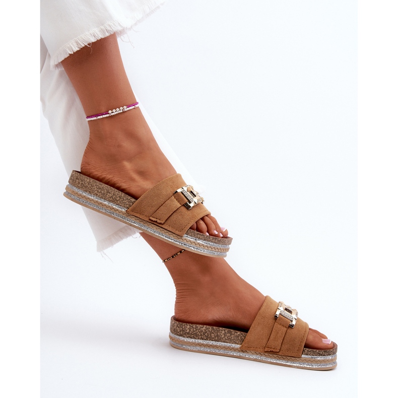 FK1 Chanclas de Mujer con Plataforma y Adorno Vapireta Camel marrón 2