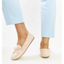 Mocasines de ante beige claro de Aneesa 3