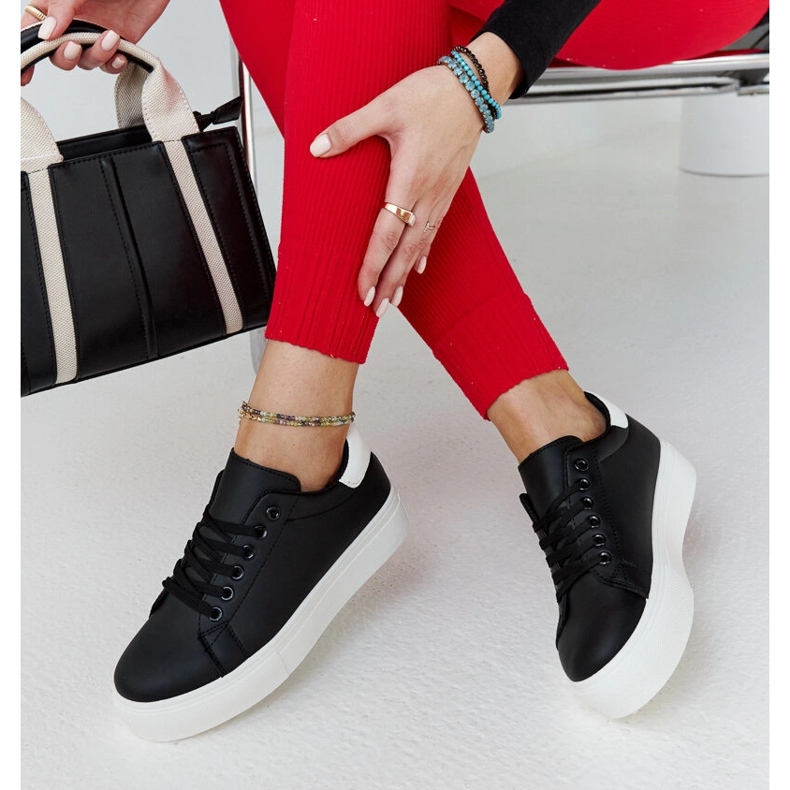 Zapatillas negras con suela gruesa Ruta negro 1