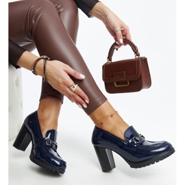 Salón de tacón charol azul marino de Giacoma 1 Salón de tacón charol azul marino de Giacoma 1