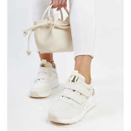 Zapatillas de cuña beige con cierre de velcro de Orly 2 Zapatillas de cuña beige con cierre de velcro de Orly 2