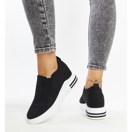 Zapatillas con cuña Fossacesia en negro 4