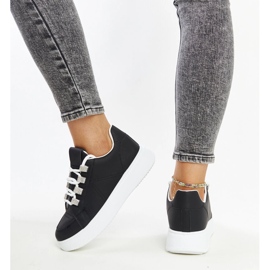 Zapatillas Walida negras con suela gruesa. negro 4