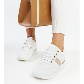 Zapatillas blancas y beige con plataforma de goma Nihad. blanco 2