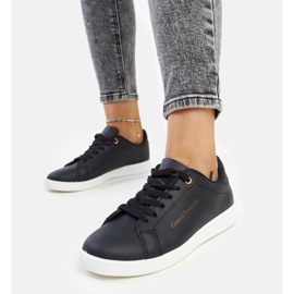 Zapatillas negras de ecopiel de Furat negro 5
