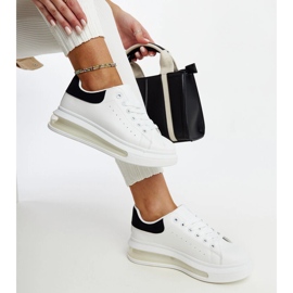 Zapatillas blancas con suela alta Zrina. blanco 1