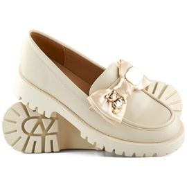 Mocasines beige con lazo, mocasines con osito. 1