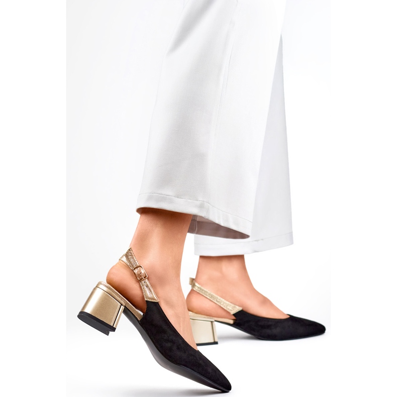 Elegantes zapatos de ante con tacón abierto y tacón bajo. negro 1