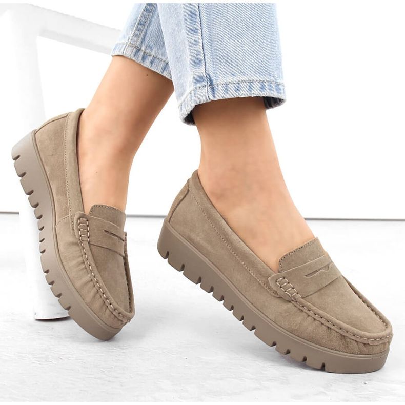 Zapatos de piel ante mocasines slip-on de mujer beige Filippo DP6045 1