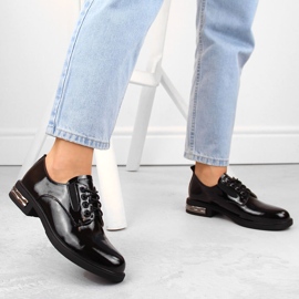 Zapatos oxford de mujer charol negro Filippo DP6189 2
