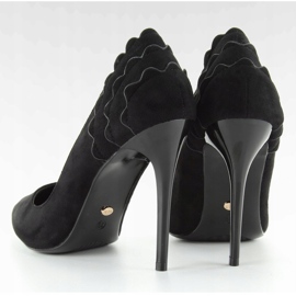 Tacones de ante con volante LE031 Negro 1