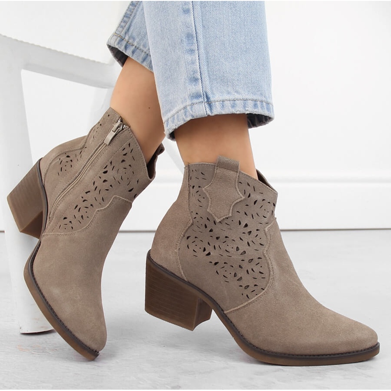 Botas cowboy mujer piel calada beige S.Barski 2