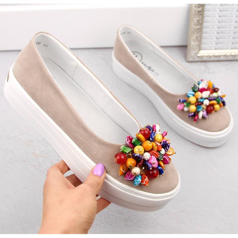 Zapatos mujer piel ante con plataforma y abalorios, beige Filippo DP6024 1