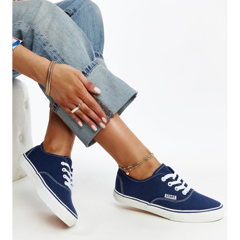 Deportivas Erla clásicas azul marino 1 Deportivas Erla clásicas azul marino 1