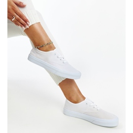 Zapatillas de tela blancas de Fantina blanco 1
