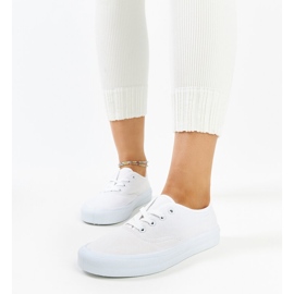 Zapatillas de tela blancas de Fantina blanco 2