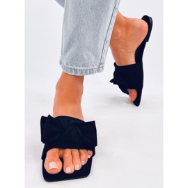 Chanclas con suela cuadrada negra Nisha negro 1