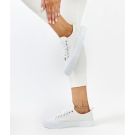 Zapatillas de tela blanca de Eduard blanco 2