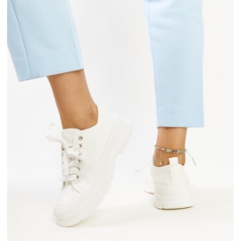 Zapatillas blancas con suela Prenzel gruesa blanco 3