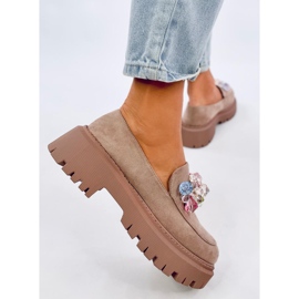Mocasines caqui con plataforma y cuentas Stefani beige 4